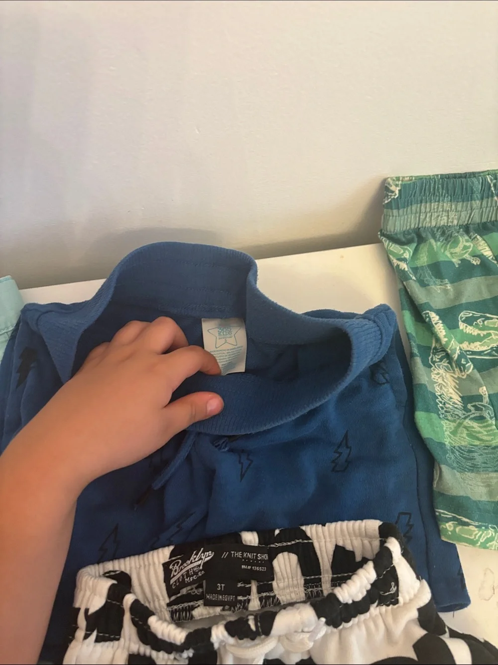 Boys shorts bundle size 2-4